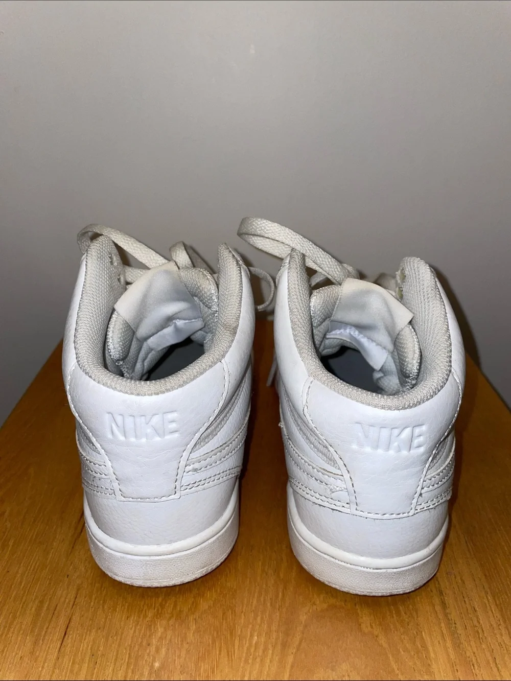 Nike White High‑Top Sneakers Size 6 | Perforated Toe | Cushioned Collar
